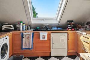 Charmante 4-Zimmer-Dachgeschosswohnung mit Cabrio-Fenstern und Homeoffice-Potenzial in Solingen – Die vollständige Adresse der Immobilie erhältst du vom Anbieter., 42699 Ohligs/Aufderhöhe/Merscheid, Solingen – Vorschaubild 3
