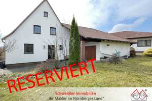 Hier stimmt der Preis! Charmantes EFH mit Garage und großem Grds. in ruhiger Lage von Simmelsdorf – Nürnberger Land (Kreis) – Vorschaubild 1