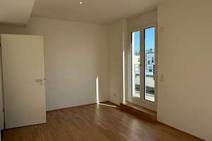 Penthouse-Flair mit großzügiger Sonnenterrasse, Licht, Raum und traumhaftem Ausblick! – Die vollständige Adresse der Immobilie erhältst du vom Anbieter., 80809 Am Riesenfeld, München – Vorschaubild 8