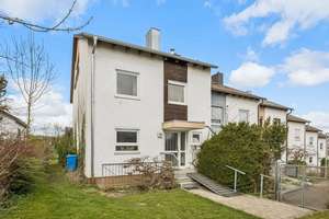 Reihenendhaus in ruhiger Lage – viel Platz, Garten und Potenzial in Ulm-Söflingen – Die vollständige Adresse der Immobilie erhältst du vom Anbieter., 89081 Söflingen, Ulm – Vorschaubild 2