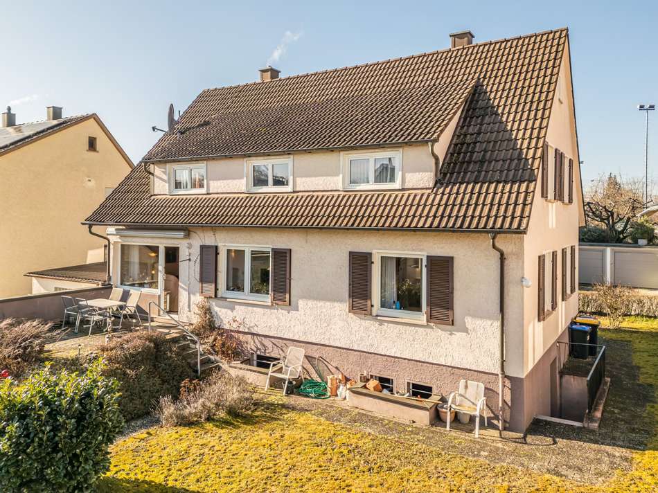 Zweifamilienhaus mit großem...