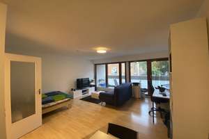 Schönes Appartement mit großer Südloggia / Zentrale Oststadtlage – Die vollständige Adresse der Immobilie erhältst du vom Anbieter., 76131 Oststadt, Karlsruhe – Vorschaubild 2