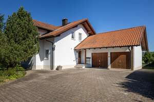 Einfamilienhaus mit Doppelgarage zu verkaufen – Die vollständige Adresse der Immobilie erhältst du vom Anbieter., 87779 Trunkelsberg – Vorschaubild 2