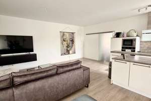 Sehr schöne FRISCH RENOVIERTE 2-Zimmer Wohnung! – Die vollständige Adresse der Immobilie erhältst du vom Anbieter., 47198 Alt-Homberg, Duisburg – Vorschaubild 4