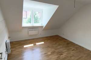 Geräumige Dachgeschosswohnung in Südstadt – Die vollständige Adresse der Immobilie erhältst du vom Anbieter., 30173 Südstadt, Hannover – Vorschaubild 3