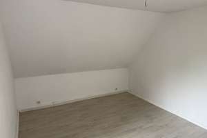 Dortmund-Aplerbeck , Schöne 3 1/2 Zimmer Dachgeschosswohnung – 44287 Berghofen, Dortmund – Vorschaubild 7