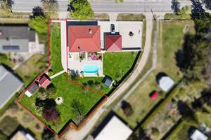 "BEREITS VERKAUFT"-Wohnen wie im Urlaub: sanierter Bungalow mit Pool, Sauna, Terrasse und mehr! – Die vollständige Adresse der Immobilie erhältst du vom Anbieter., 14959 Trebbin – Vorschaubild 41