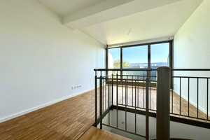 Tolle frisch renovierte Maisonettewohnung! Parkett! Terrasse! Wannenbad!! – Dresden – Vorschaubild 9