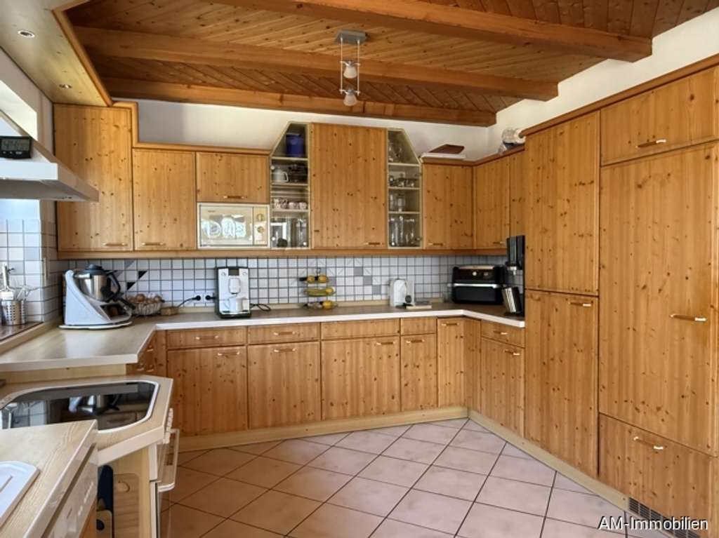 Immobilie in Salem - Zwei Häuser mit ganz viel Platz in ruhiger Lage!
Ideal für 2 Familien oder als Generationenhaus! - Bild 4