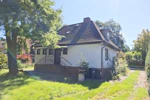 Mit zusätzlichem Baugrundstück: Sanierungsbedürftiges EFH mit Vollkeller in naturnaher Lage – Die vollständige Adresse der Immobilie erhältst du vom Anbieter., 22949 Ammersbek – Vorschaubild 3