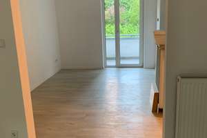 Vollrenovierte, sanierte Etagenwohnungen mit Küche, Balkon , Garage ,Garten im Ittertal - Solingen  – Ittertalstraße 55, 42719 Wald, Solingen – Vorschaubild 3