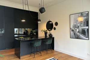 Marvellous apartment in old town-house, convenient floor plan, 3 parking spots incl. garage/carport – Die vollständige Adresse der Immobilie erhältst du vom Anbieter., 65195 Westend / Bleichstraße, Wiesbaden – Vorschaubild 2