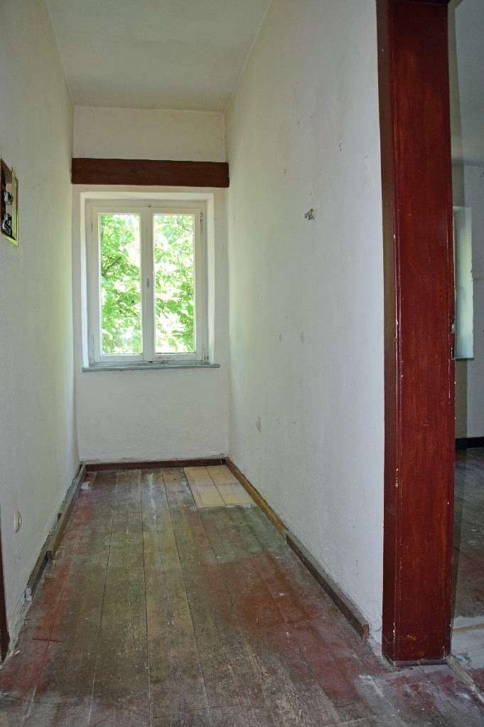 Immobilie in Nettetal - Zweigeschossiges Wohnhaus mit viel Potenzial in zentraler Lage von 41334 Nettetal-Breyell
 - Bild 5