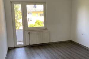 Wohnung mit Balkon und großem Potenzial in Top-Lage – Ihre Chance auf ein neues Zuhause!