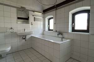 Hofflair - charmante 2-Raum-DG-Wohnung in Köln Roggendorf/Thenhoven – Sinnersdorfer Straße 173a, 50769 Roggendorf/Thenhoven, Köln – Vorschaubild 6