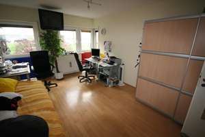 Helle 3-Zimmer-Hochparterre-Wohnung mit Rheinblick in Ddf-Hamm – 40221 Hamm, Düsseldorf – Vorschaubild 8