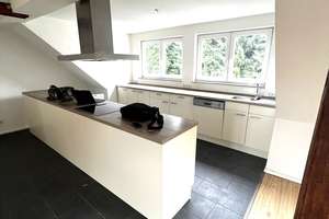 +++  ETWAS FÜR INDIVIDUALISTEN - DG-LOFT MIT EINBAUKÜCHE + KOCHINSEL +++ – Kirberger Str. 47, 42659 Burg/Höhscheid, Solingen – Vorschaubild 1