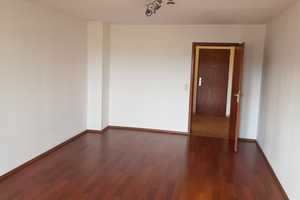 Schöne 1-Zi. Wohnung, EBK, Balkon, TG-Stellplatz, Keller, PF-Zeppelinstr. – Zeppelinstr. 8, 75175 Pforzheim – Vorschaubild 1