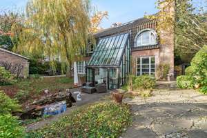 Architektenhaus im Düsseldorfer Norden: Ihr Refugium in absoluter Bestlage!