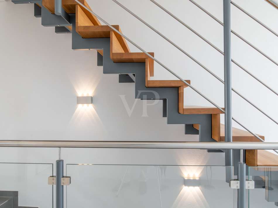 Treppe OG ins DG