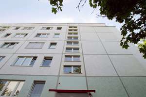 Saniertes Wohngebäude in Top-Lage:
2-Zimmer-Wohnung mit Loggia und Blick ins Grüne – Die vollständige Adresse der Immobilie erhältst du vom Anbieter., 12679 Marzahn, Berlin – Vorschaubild 5