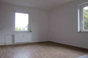 *große 2-Zimmer-Wohnung mit Wohnküche sucht neuen Mieter* – Michaelstr. 27, 47055 Wanheimerort, Duisburg – Vorschaubild 6