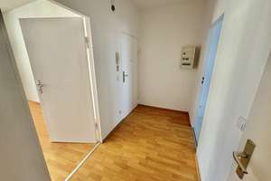 Perfekter Wohnstart mit Wohlfühlfaktor, Licht und Ruhe – Hohenzollerndamm 67a, 14199 Schmargendorf, Berlin – Vorschaubild 7