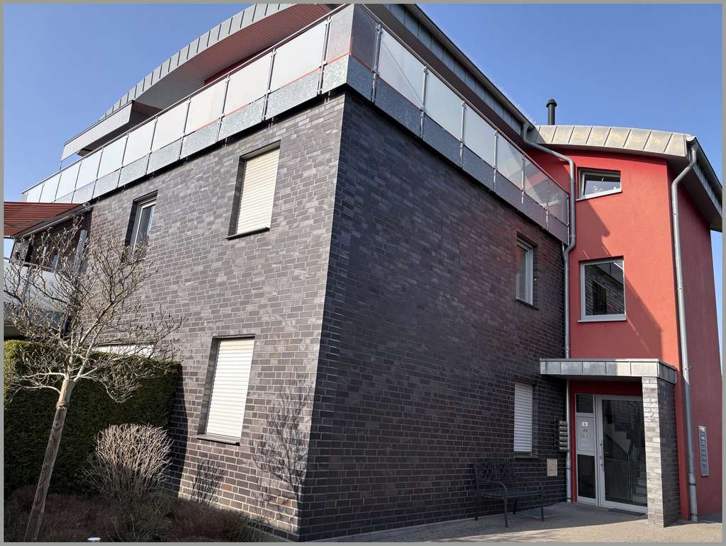 Immobilie in Dissen - gepflegte 2 Zi.-Eigentumswohnung mit Garten u. Carport - Bild 1