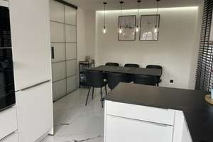 Helle Neubau-Doppelhaushälfte in ruhiger Lage – 7 Zimmer, hochwertige Ausstattung & Energieeffizienz – Die vollständige Adresse der Immobilie erhältst du vom Anbieter., 74078 Frankenbach, Heilbronn – Vorschaubild 8