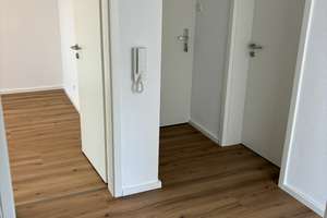 Helle 3-Zimmer Wohnung in Karlsruhe-Hagsfeld – Die vollständige Adresse der Immobilie erhältst du vom Anbieter., 76139 Hagsfeld, Karlsruhe – Vorschaubild 11