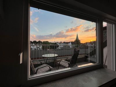 ++Wohnung mit Balkon und Einbauküche in exklusiver Lage++