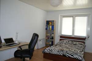 +++Helle und gemütliche 2 Zimmer Wohnung,neues Bad, Balkon,Einbauküche, ruhige Lage+++ – Helmholtzstrasse 20, 40215 Friedrichstadt, Düsseldorf – Vorschaubild 3