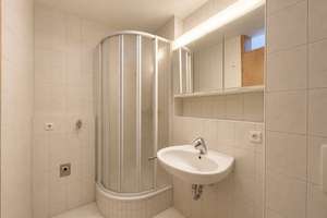 Charmante 3-Zimmer-Wohnung mit Sonnenbalkon – Ihr neues Zuhause in Reutlingen – Pestalozzistraße 93, 72762 Reutlingen-Mitte, Reutlingen – Vorschaubild 9