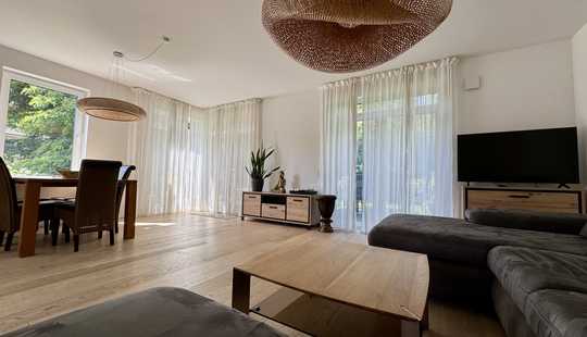 Bild von Wohnen wie im Urlaub - Neubau in Hamburgs grünem Norden