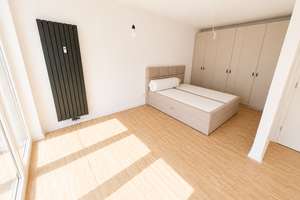 Erstbezug auf ca. 65 m²: Lichtdurchflutetes Appartment mit EBK, Schrank, Bett & Sofa – Außer der Schleifmühle 4, 28203 Ostertor, Bremen – Vorschaubild 5