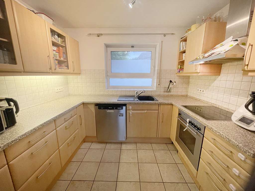 Immobilie in Aichelberg - freist. Einfamilienhaus mit Einliegerwohnung &  Doppelgarage – Panoramablick Aichelberg - Bild 3