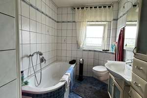 Warmherziges Haus mit Kamin und traumhaften Ausblick  – Die vollständige Adresse der Immobilie erhältst du vom Anbieter., 57334 Bad Laasphe – Vorschaubild 8