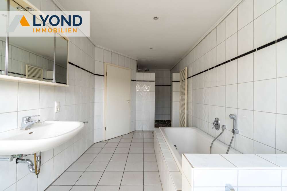 Immobilie in Borken - 2 FH in Top Lage von Borken - freistehend, großzügig - individuell - Platz für die ganze Familie - Bild 17