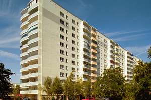 Kleine räumliche Wohnung für Singles und Studenten – Ribnitzer Str. 25, 13051 Neu-Hohenschönhausen, Berlin – Vorschaubild 2