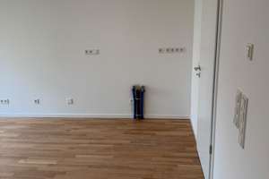 Helle 2-Zimmer-Wohnung im 4.OG mit hochwertiger Einbauküche - Köln Nippes – Neusser Straße 363, 50733 Nippes (Ortsteil), Köln – Vorschaubild 4