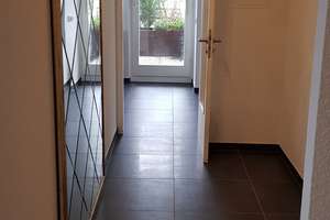 Stilvolle, vollständig renovierte 5-Zimmer-Penthouse-Wohnung mit Balkon und EBK in Heidelberg – Mombertplatz 64, 69126 Emmertsgrund, Heidelberg – Vorschaubild 7