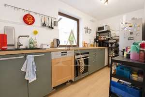Charmantes Stadthaus mit Potenzial für Eigennutzer und Investoren in Siegburg – Die vollständige Adresse der Immobilie erhältst du vom Anbieter., 53721 Siegburg – Vorschaubild 8