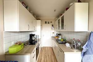 Lübeck-St. Lorenz - Vermietete 3-Zimmer-Wohnung mit Balkon und Stellplatz in guter Lage ... – Die vollständige Adresse der Immobilie erhältst du vom Anbieter., 23566 Sankt Gertrud, Lübeck – Vorschaubild 6