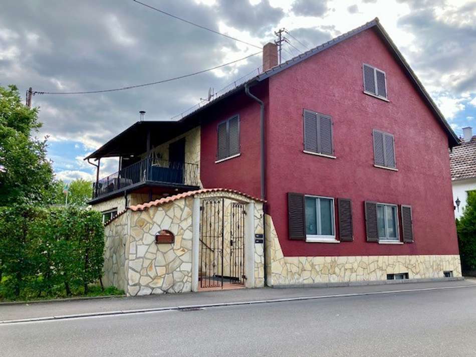 Außenansicht Zweifamilienhaus