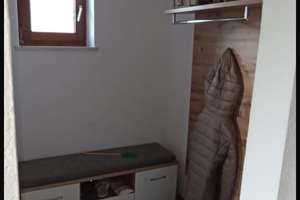 Viel Platz für den Alltag in dieser Doppelhaushälfte in Waldkraiburg – Die vollständige Adresse der Immobilie erhältst du vom Anbieter., 84478 Waldkraiburg – Vorschaubild 5