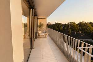 Neubau Penthouse | spektakulärer Weitblick ins Grüne trotz zentraler Stadtlage| 2-Zimmer | Erstbezug – Hagsfelder Allee 17, 76131 Oststadt, Karlsruhe – Vorschaubild 2