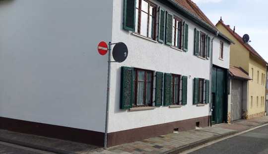 Bild von 5-Zimmer-Einfamilienhaus (Altbau) inkl. angeschlossener Baumöglichkeit in Hofheim am Taunus