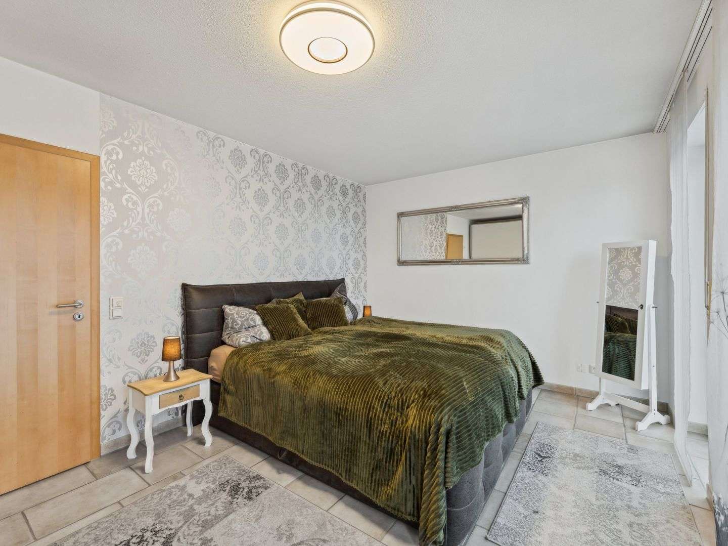 Immobilie in Neustadt an der Aisch - Exklusives Zweifamilienhaus in bevorzugter Lage von Neustadt an der Aisch - Bild 8