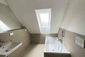 Dachgeschosswohnung mit Galerie und Einbauküche – Wisbyer Str. 67, 10439 Pankow (Ortsteil), Berlin – Vorschaubild 8