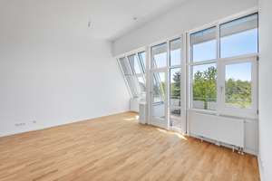 Wohnerlebnis mit bis zu 4 m Deckenhöhe – Dachterrasse & Alpenblick – Die vollständige Adresse der Immobilie erhältst du vom Anbieter., 81829 Messestadt Riem, München – Vorschaubild 5